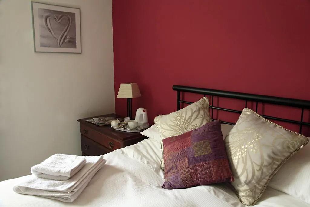 ** Nocleg ze śniadaniem Bed and Breakfast The Beeches Churchill  Wielka Brytania