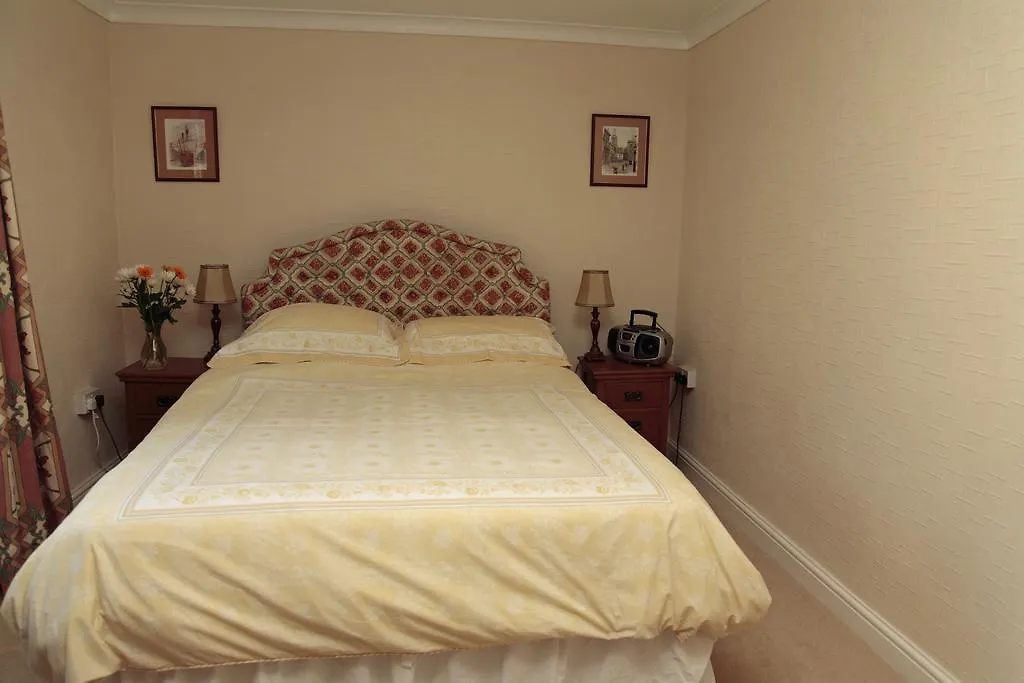 Bed and Breakfast The Beeches Churchill  Nocleg ze śniadaniem